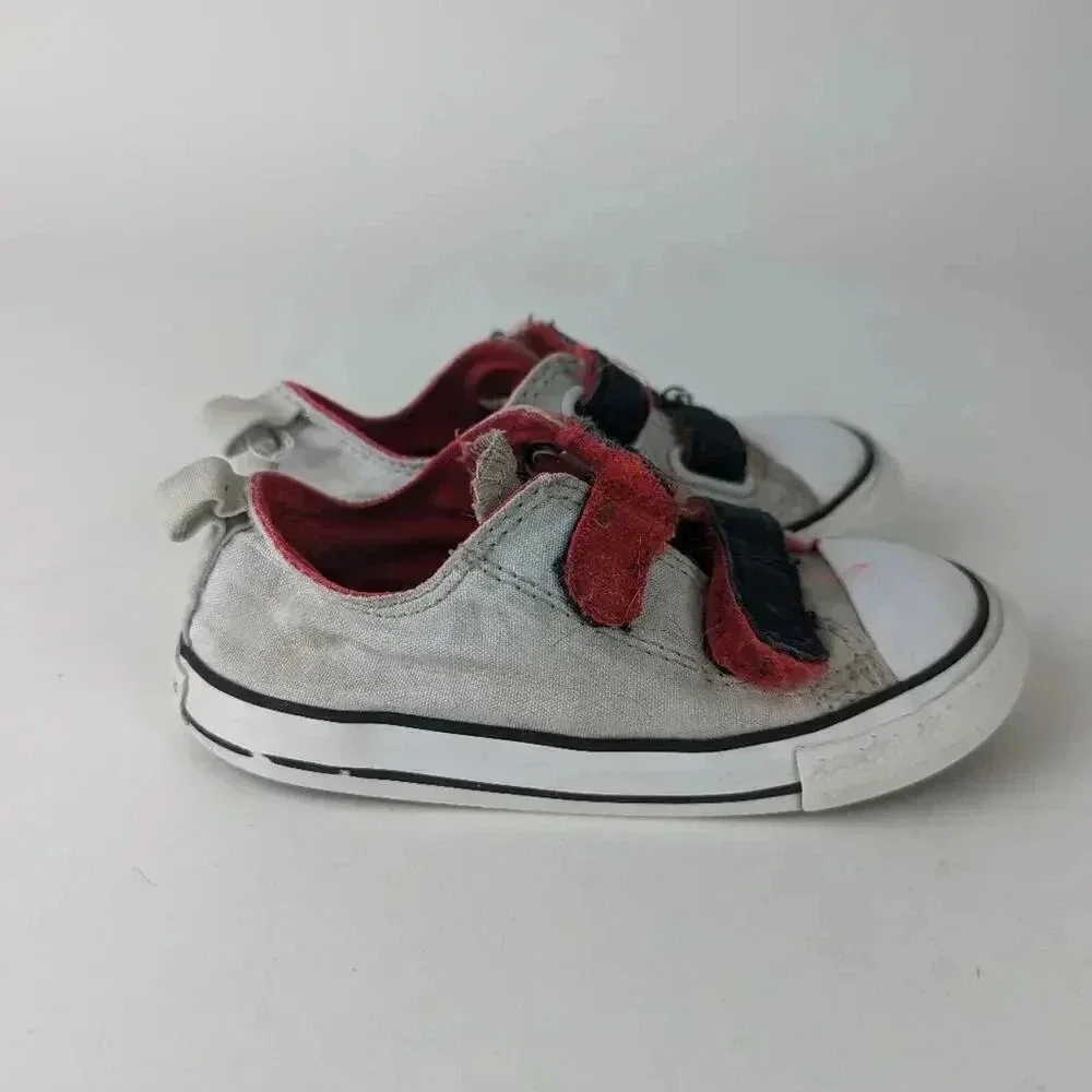 Converse Kid's Chuck Taylor All Star 2V Sneaker -8